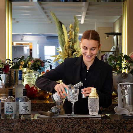 Hotel Restaurant Le Centenaire Les Eyzies Eksteriør bilde
