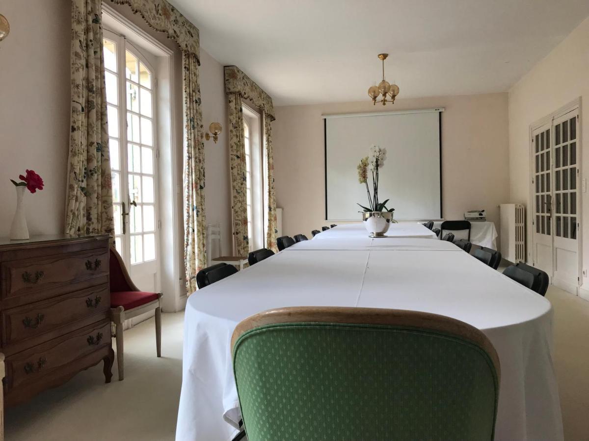 Hotel Restaurant Le Centenaire Les Eyzies Eksteriør bilde