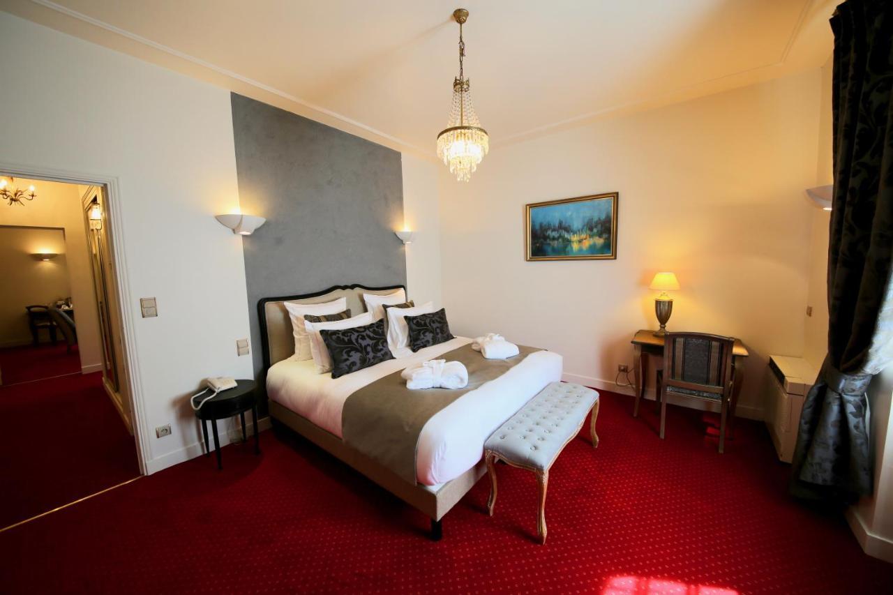 Hotel Restaurant Le Centenaire Les Eyzies Eksteriør bilde